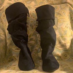 NWOT Navy Blue Suede Boots